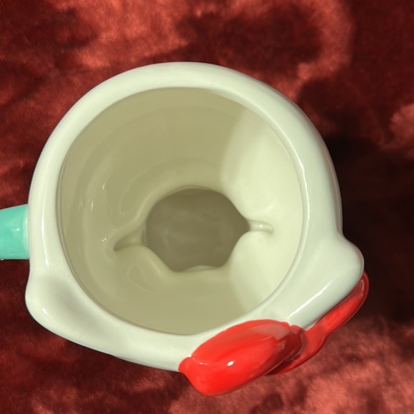 New Christmas Hello Kitty Mug - Picture 4 of 4